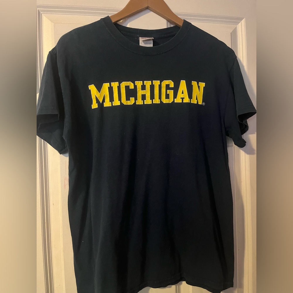 Vintage Navy Michigan College Football Tee T Shirt